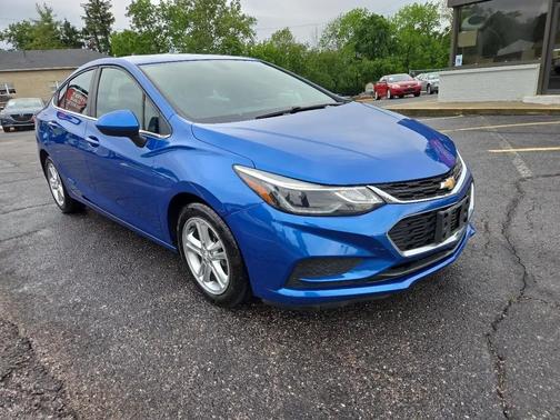 Blue 2016 Chevrolet Cruze LT Auto