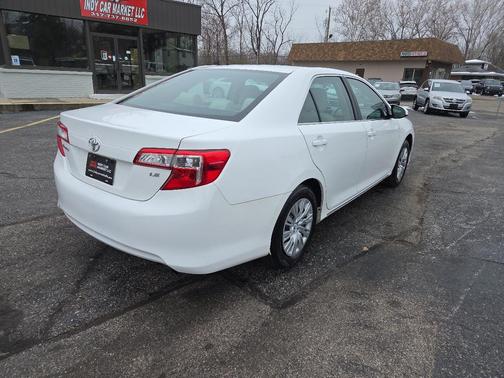 2013 Toyota Camry LE