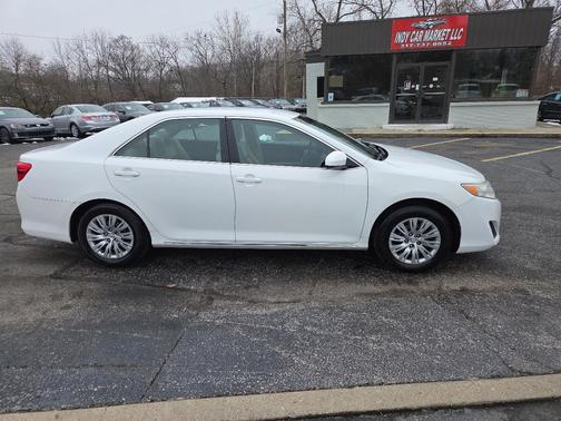 2013 Toyota Camry LE