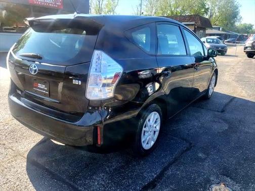 2012 Toyota Prius v Two