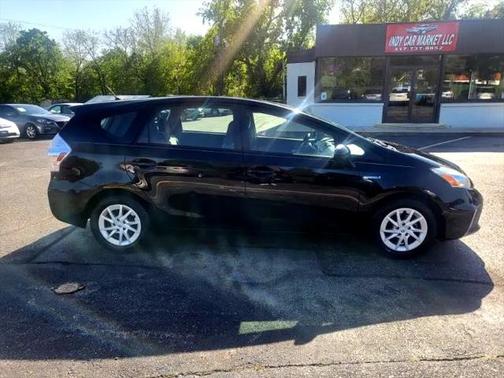 2012 Toyota Prius v Two