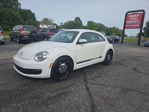Candy White 2012 Volkswagen Beetle 2.5L