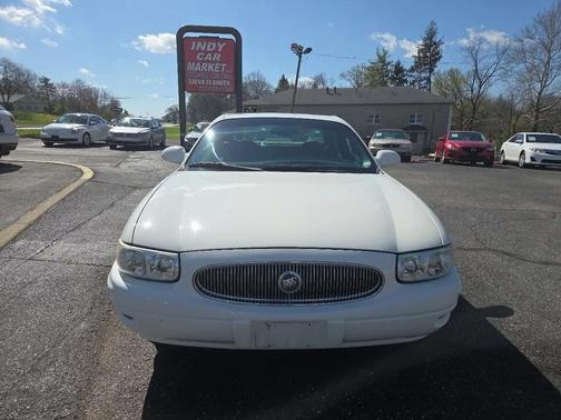 White 2002 Buick LeSabre Custom