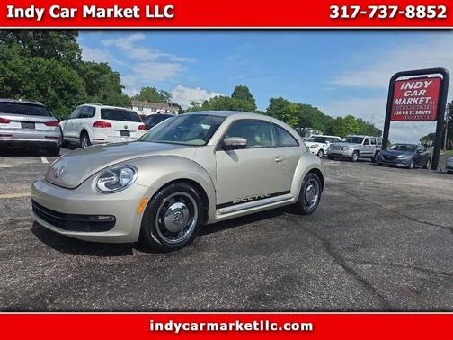 Sand 2012 Volkswagen Beetle 2.5L