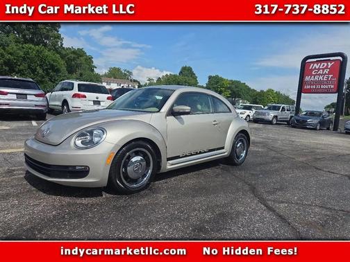Sand 2012 Volkswagen Beetle 2.5L