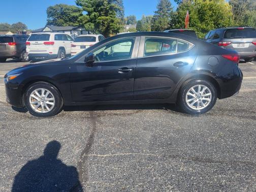 2018 Mazda Mazda3 Sport