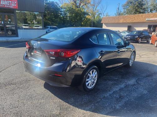 2018 Mazda Mazda3 Sport