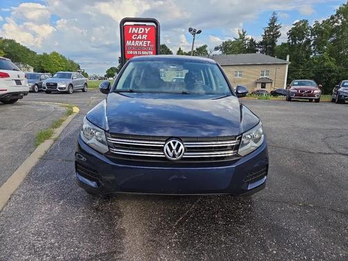 Dark Blue 2014 Volkswagen Tiguan Auto S