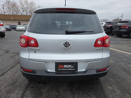 2010 Volkswagen Tiguan S