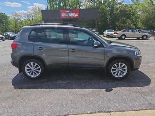 Pepper Gray Metallic 2015 Volkswagen Tiguan 4MOTION Auto SE
