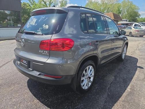 Pepper Gray Metallic 2015 Volkswagen Tiguan 4MOTION Auto SE