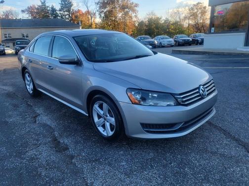 2013 Volkswagen Passat 2.5 SE