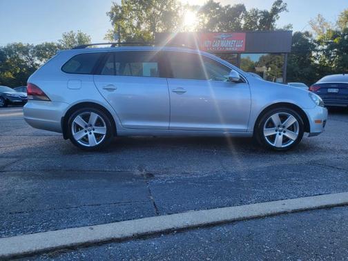 2014 Volkswagen Jetta SportWagen DSG TDI w/Sunroof