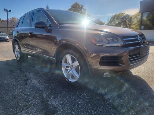 2012 Volkswagen Touareg TDI Lux