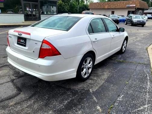 2012 Ford Fusion SE
