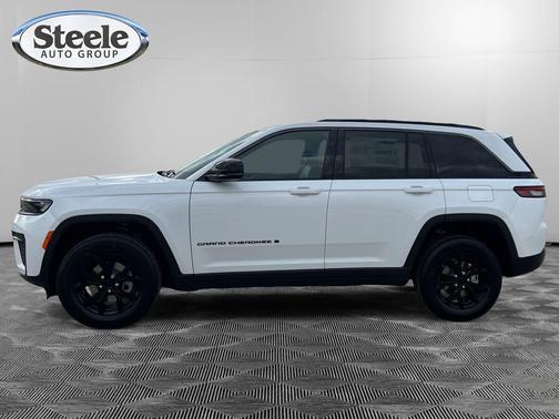2026 Jeep Grand Cherokee Altitude