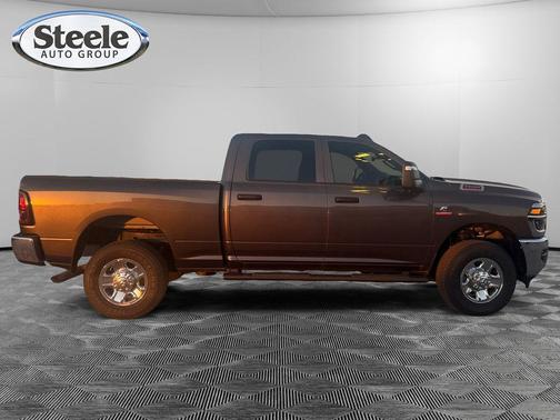 2025 RAM 2500 Tradesman Crew Cab 4x4 6'4' Box