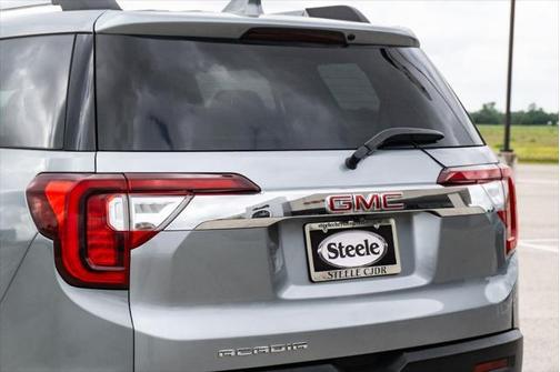 2023 GMC Acadia FWD SLT
