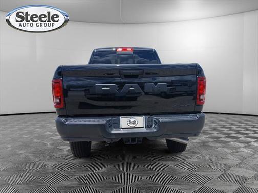 2025 RAM 2500 Tradesman Crew Cab 4x4 8' Box