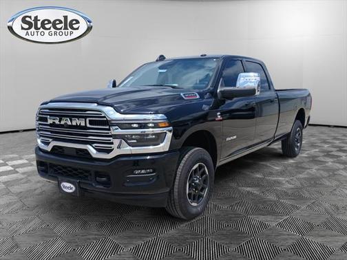 2025 RAM 3500 Laramie Crew Cab 4x4 8' Box