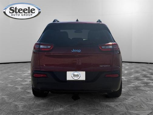 2016 Jeep Cherokee Sport