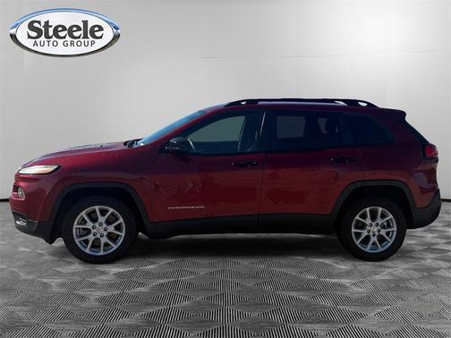2016 Jeep Cherokee Sport