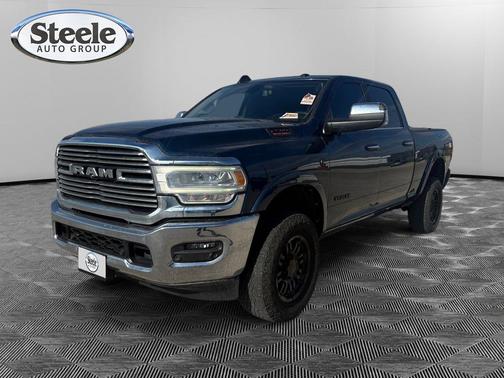 2020 RAM 2500 Laramie Crew Cab 4X4 6'4' Box