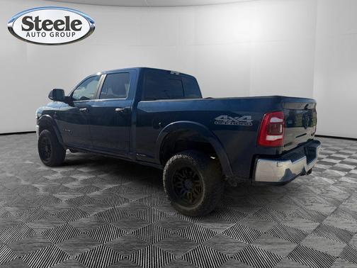 2020 RAM 2500 Laramie Crew Cab 4X4 6'4' Box