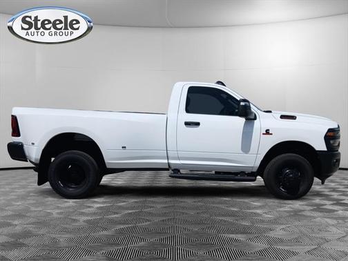 2025 RAM 3500 Tradesman Regular Cab 4x4 8' Box