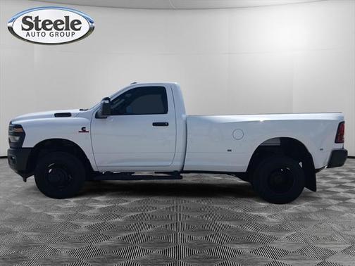 2025 RAM 3500 Tradesman Regular Cab 4x4 8' Box
