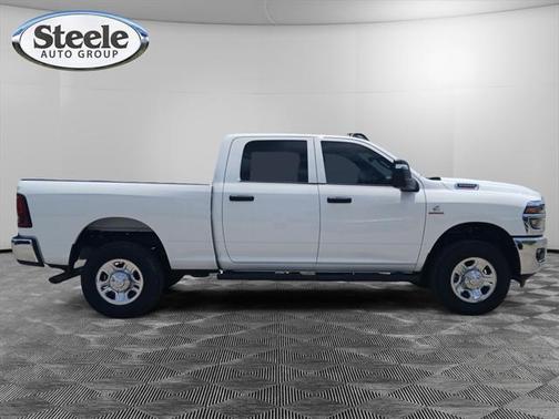 2025 RAM 2500 Tradesman Crew Cab 4x4 6'4' Box