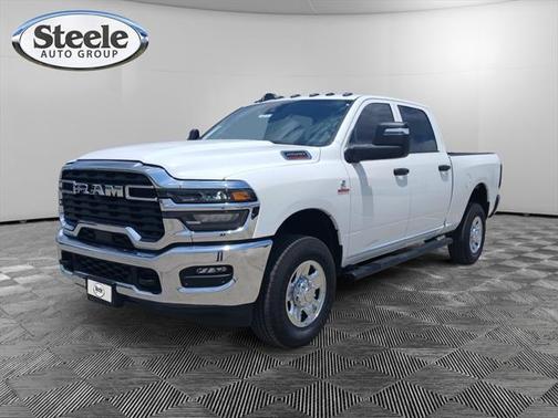 2025 RAM 2500 Tradesman Crew Cab 4x4 6'4' Box