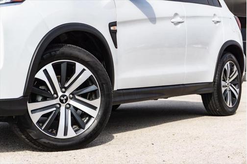 2023 Mitsubishi Outlander Sport 2.0 ES