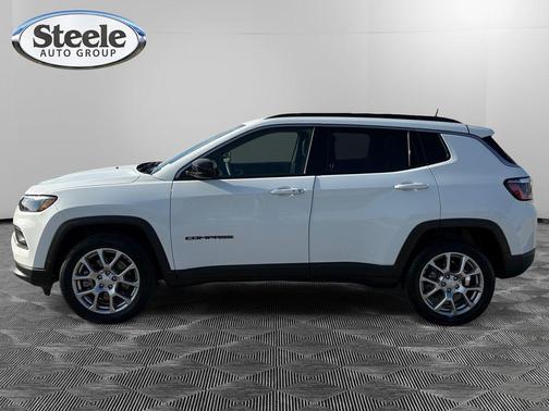 2023 Jeep Compass Latitude Lux