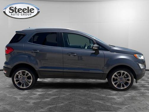 White 2021 Ford EcoSport Titanium