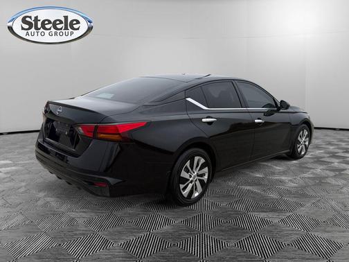 2024 Nissan Altima S FWD