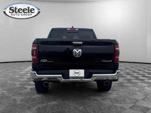 Diamond Black Crystal Pearlcoat 2019 RAM 1500 Limited