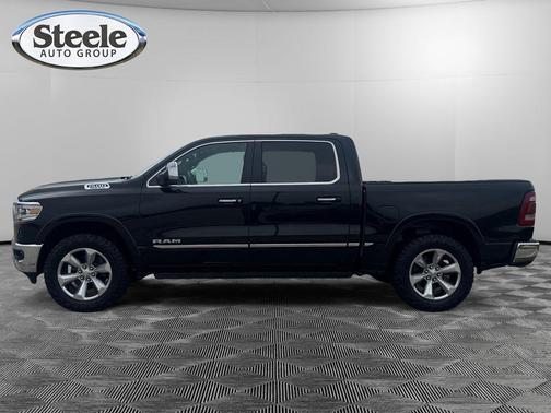 Diamond Black Crystal Pearlcoat 2019 RAM 1500 Limited