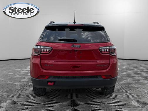 Red Hot Pearlcoat 2025 Jeep Compass Trailhawk