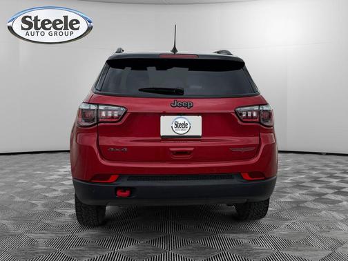 Red Hot Pearlcoat 2025 Jeep Compass Trailhawk