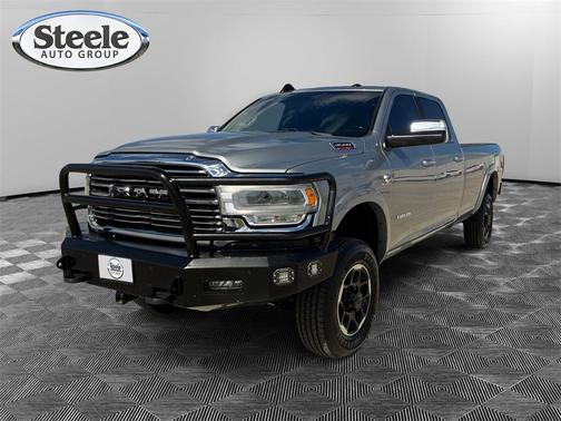 2021 RAM 3500 Laramie Crew Cab 4x4 8' Box