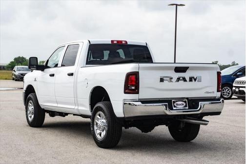 2025 RAM 2500 Tradesman Crew Cab 4x4 6'4' Box