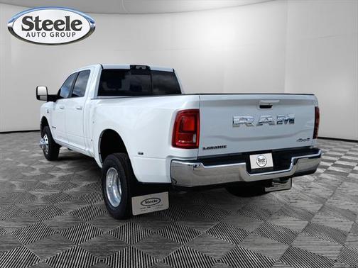 2025 RAM 3500 Laramie Crew Cab 4x4 8' Box