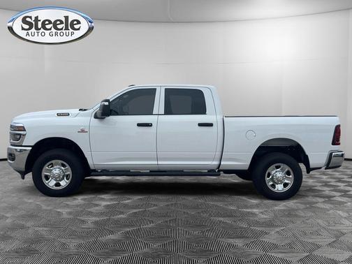 2025 RAM 2500 Tradesman Crew Cab 4x4 6'4' Box