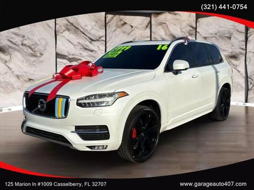 2016 Volvo XC90 T6 Momentum