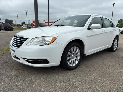 2013 Chrysler 200 Touring