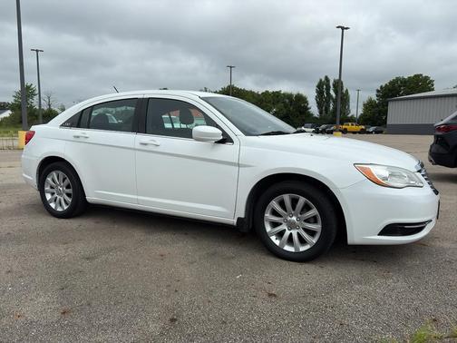 2013 Chrysler 200 Touring