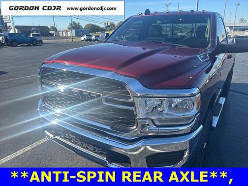 2020 RAM 2500 Tradesman Regular Cab 4X4 8' Box