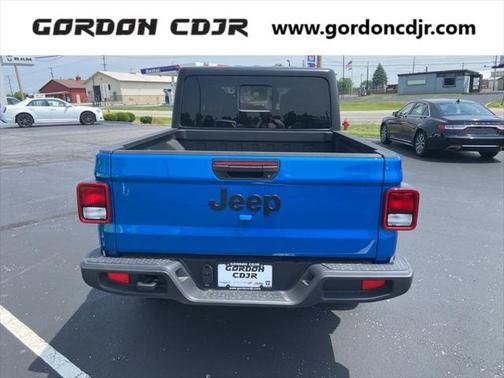 2025 Jeep Gladiator Sport S