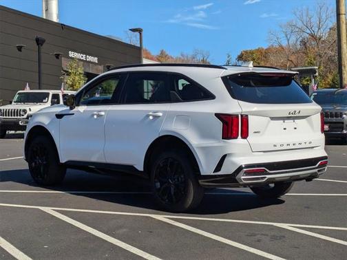 2022 Kia Sorento SX